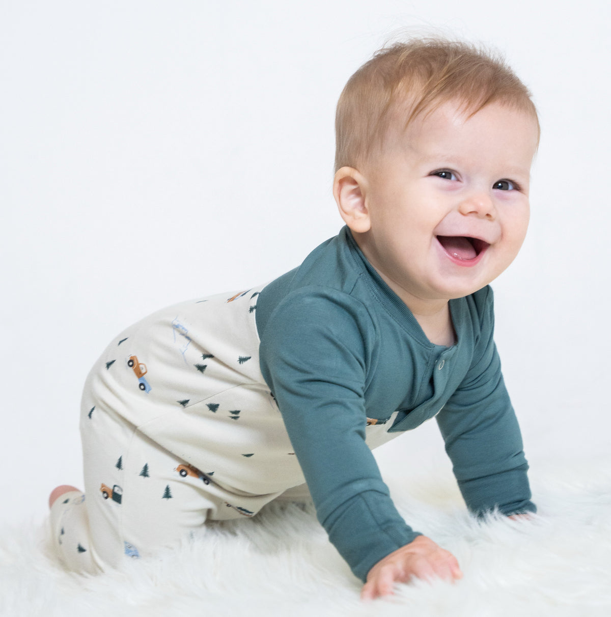 Silkberry Baby Bamboo Romper – Pine / Winter Road Trip
